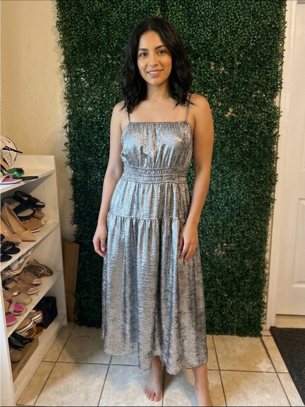 Old Navy Silver Metallic Spaghetti-Strap Midi Dress. 297